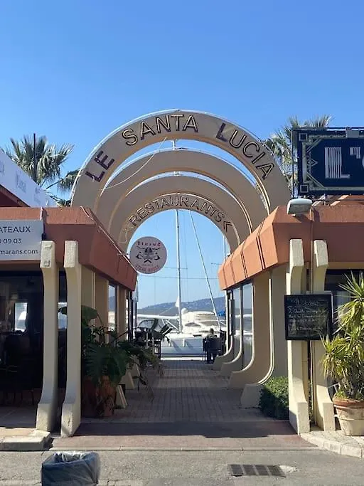 Superbe Rooftop Vue Mer Port Santa Lucia 5 Pers Saint-Raphael  Saint-Raphael (Var)